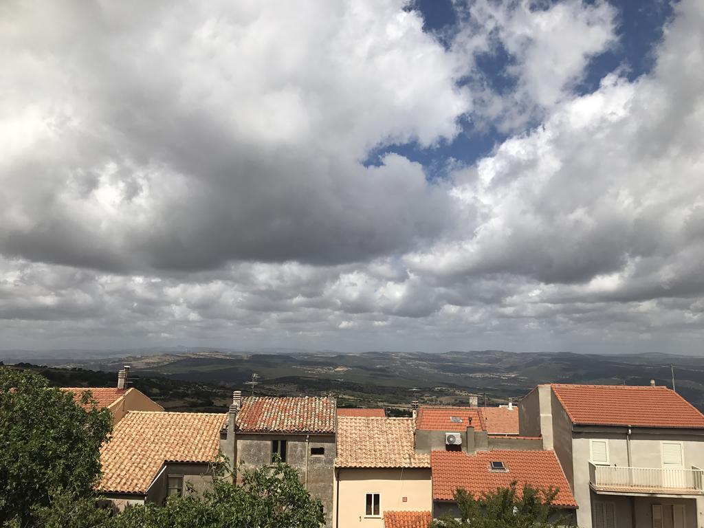 H24 Vacanze Appartement Villanova Monteleone Buitenkant foto